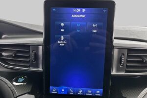 Ford Explorer esikatselu 28