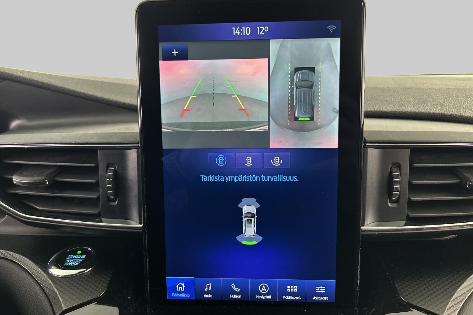 Ford Explorer iso kuva 29