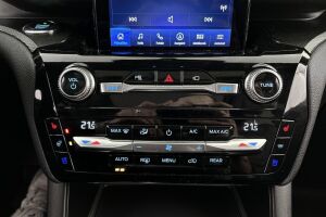 Ford Explorer esikatselu 30