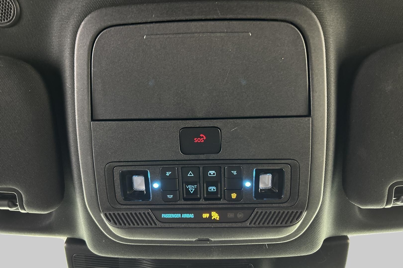 Ford Explorer iso kuva 32