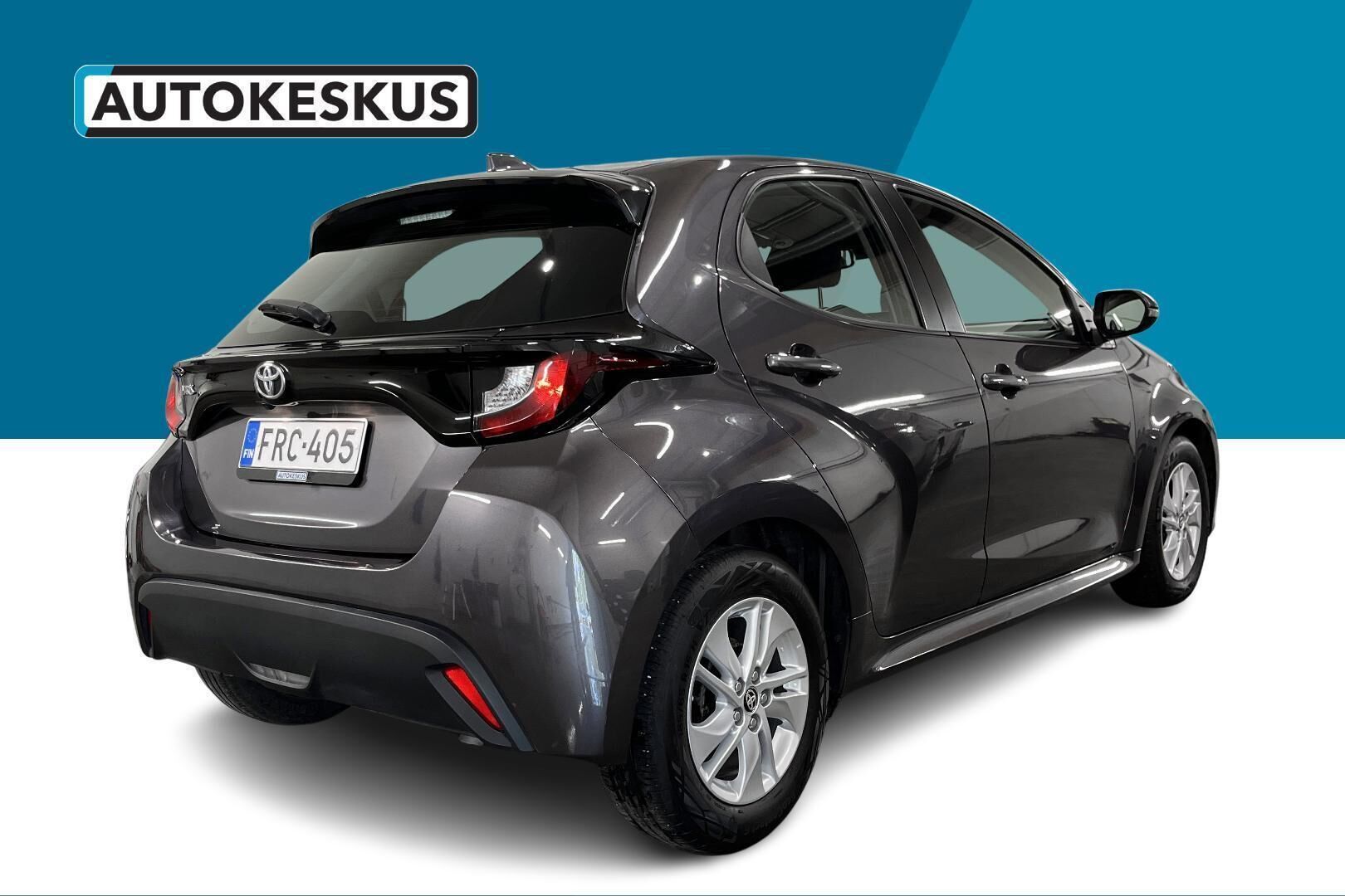 Toyota Yaris iso kuva 11