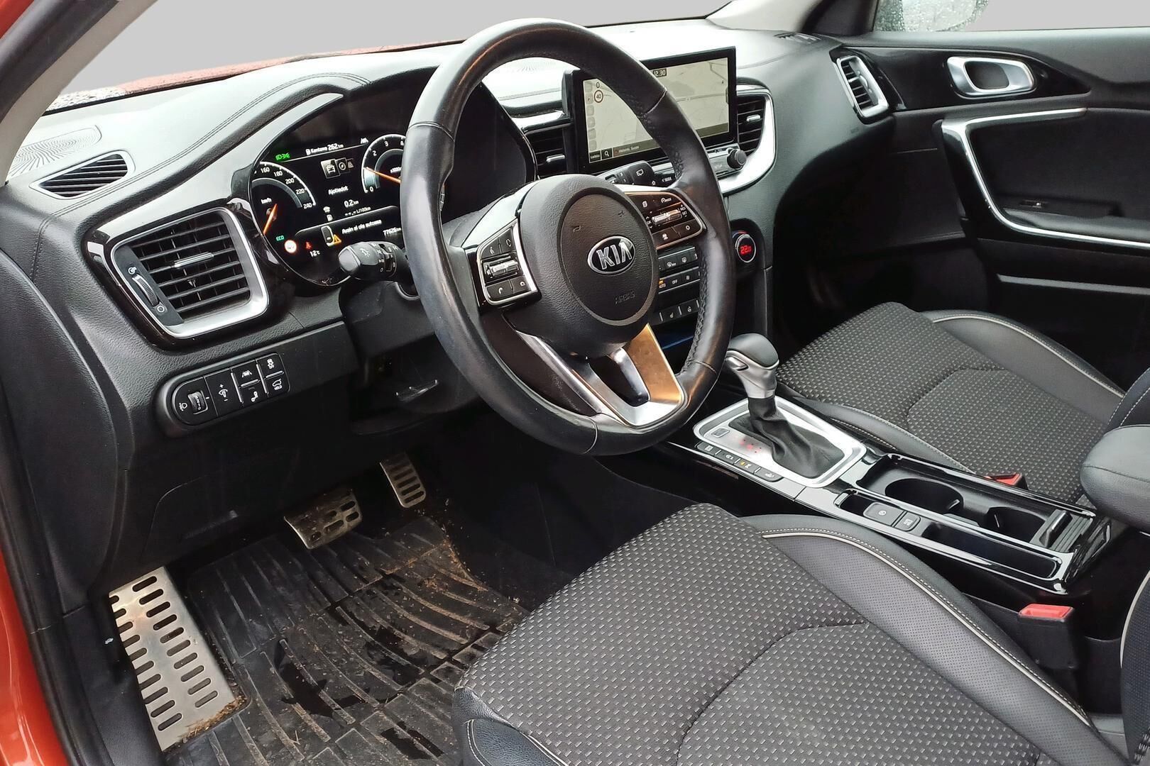 Kia XCeed iso kuva 1