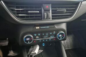 Ford Focus esikatselu 17