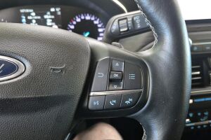 Ford Focus esikatselu 19