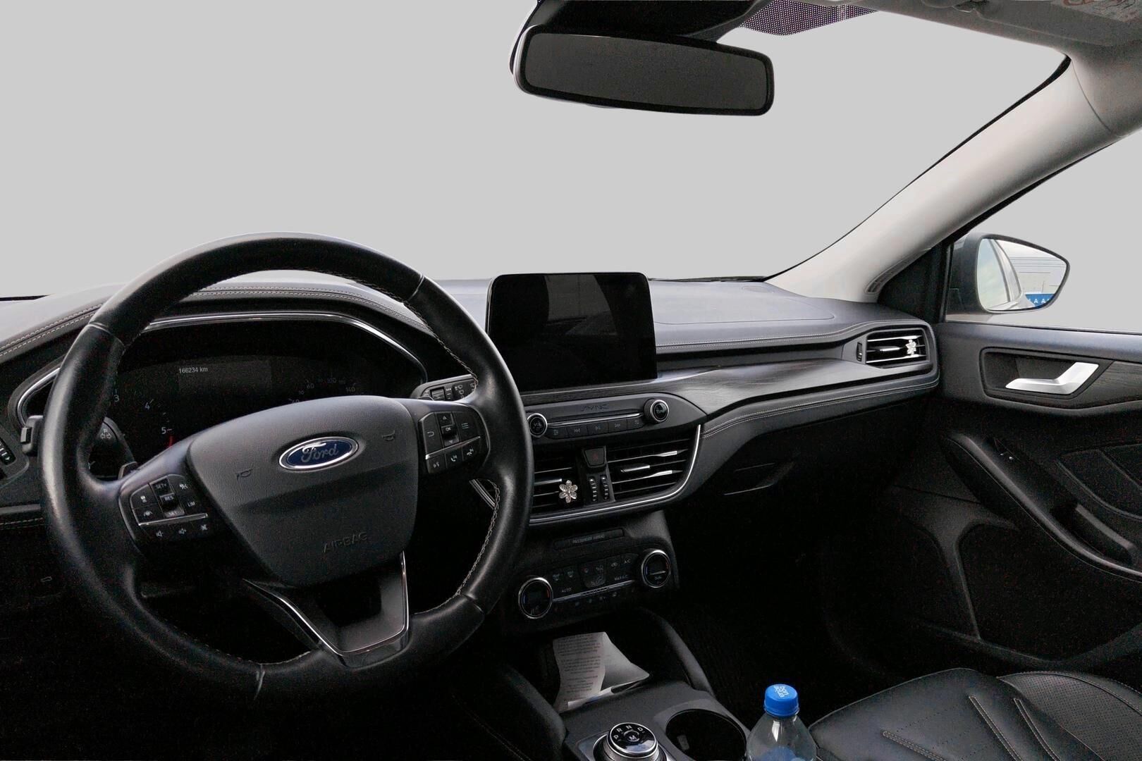 Ford Focus iso kuva 2