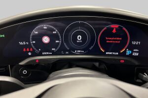 Porsche Taycan esikatselu 17