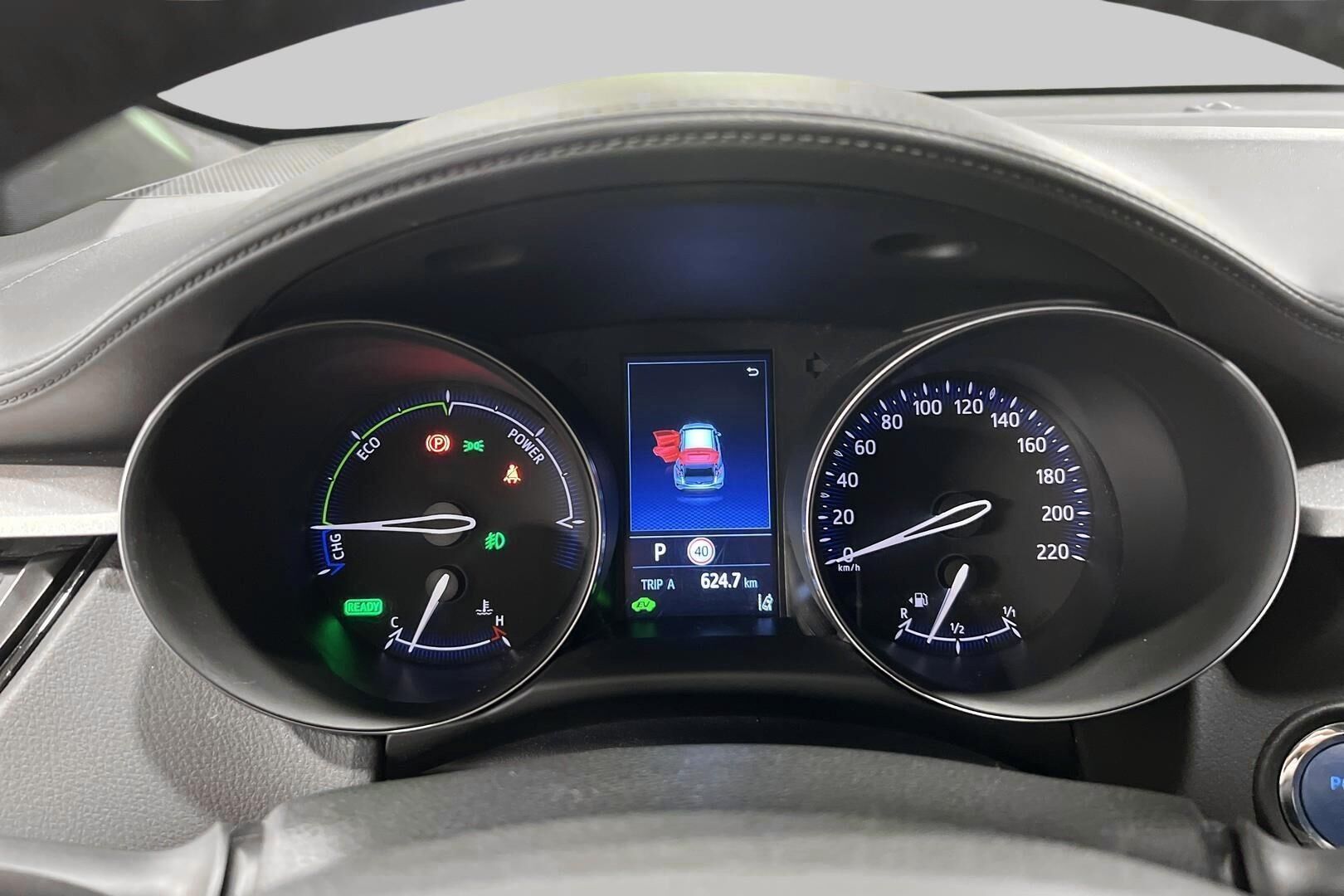 Toyota C-HR iso kuva 24