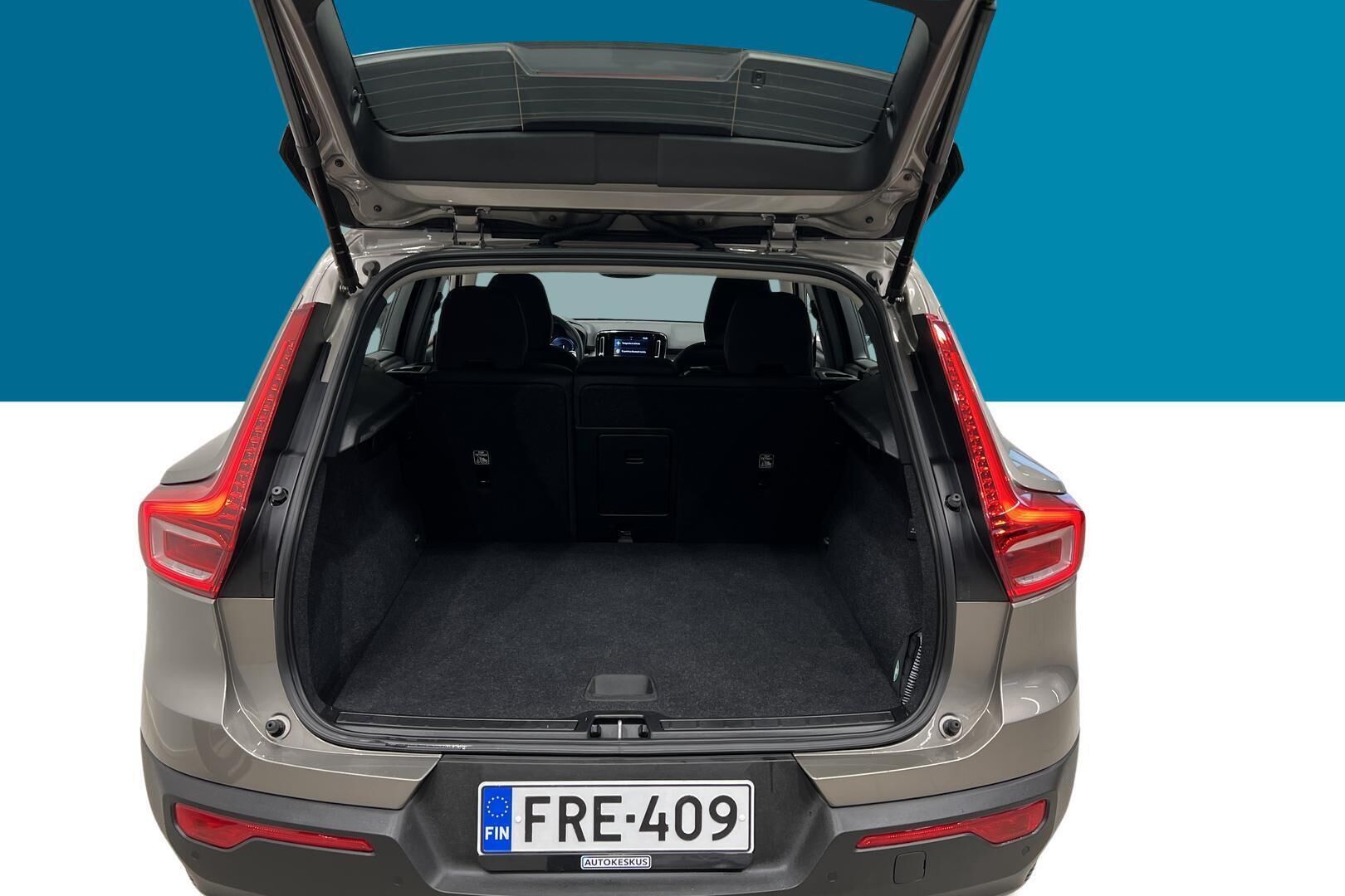 Volvo XC40 iso kuva 12