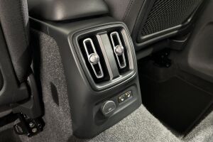 Volvo XC40 esikatselu 27