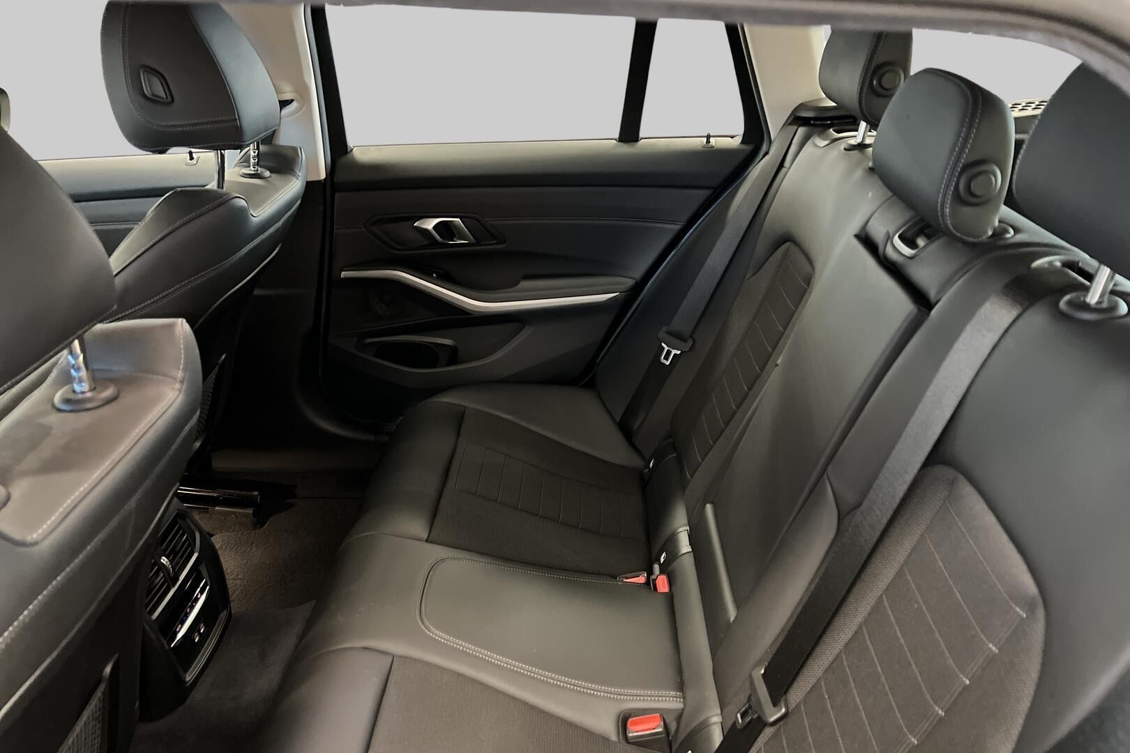 BMW 3-sarja iso kuva 5