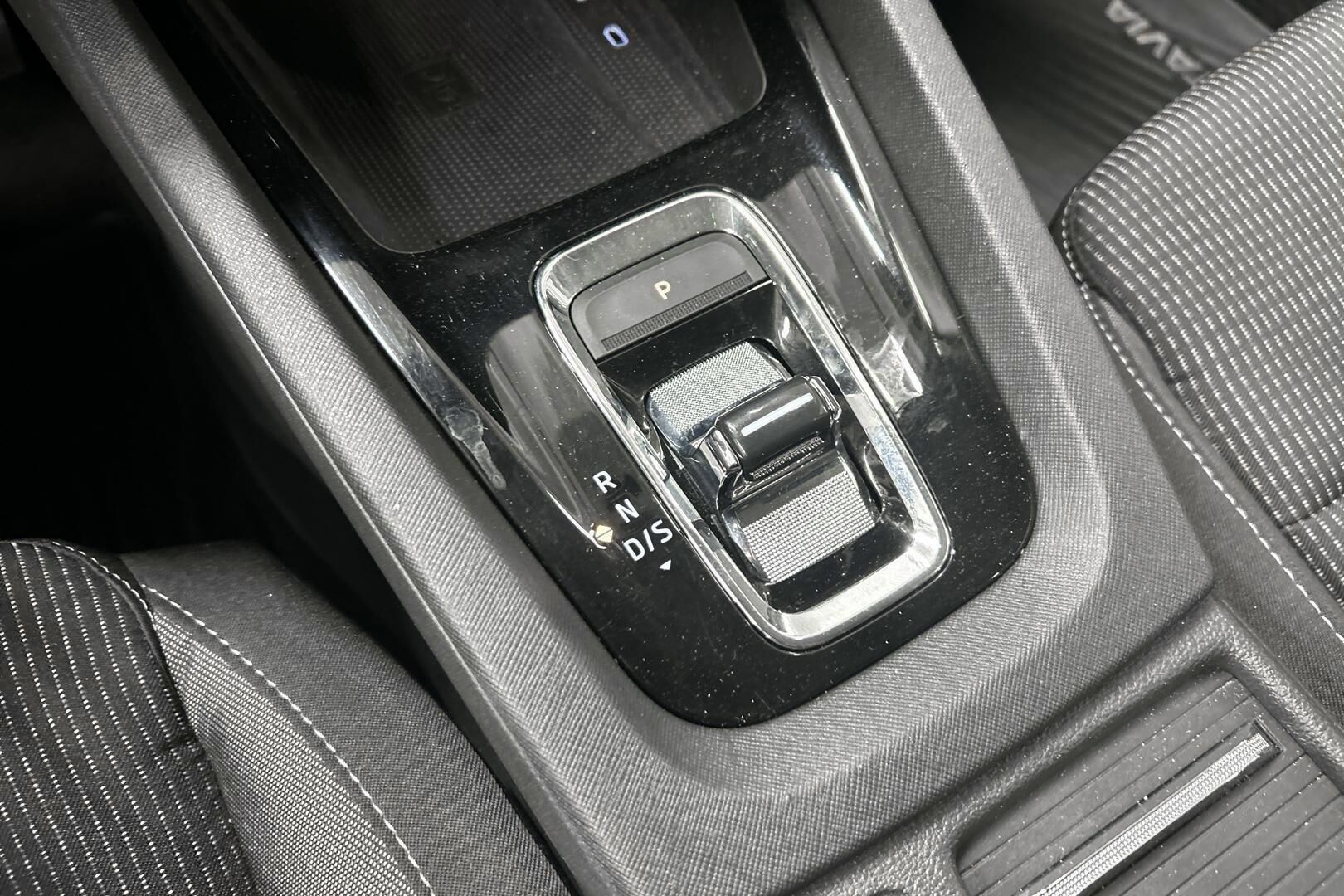 Skoda Octavia iso kuva 10