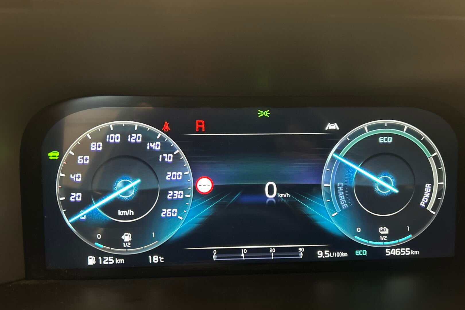 Kia Sorento iso kuva 15