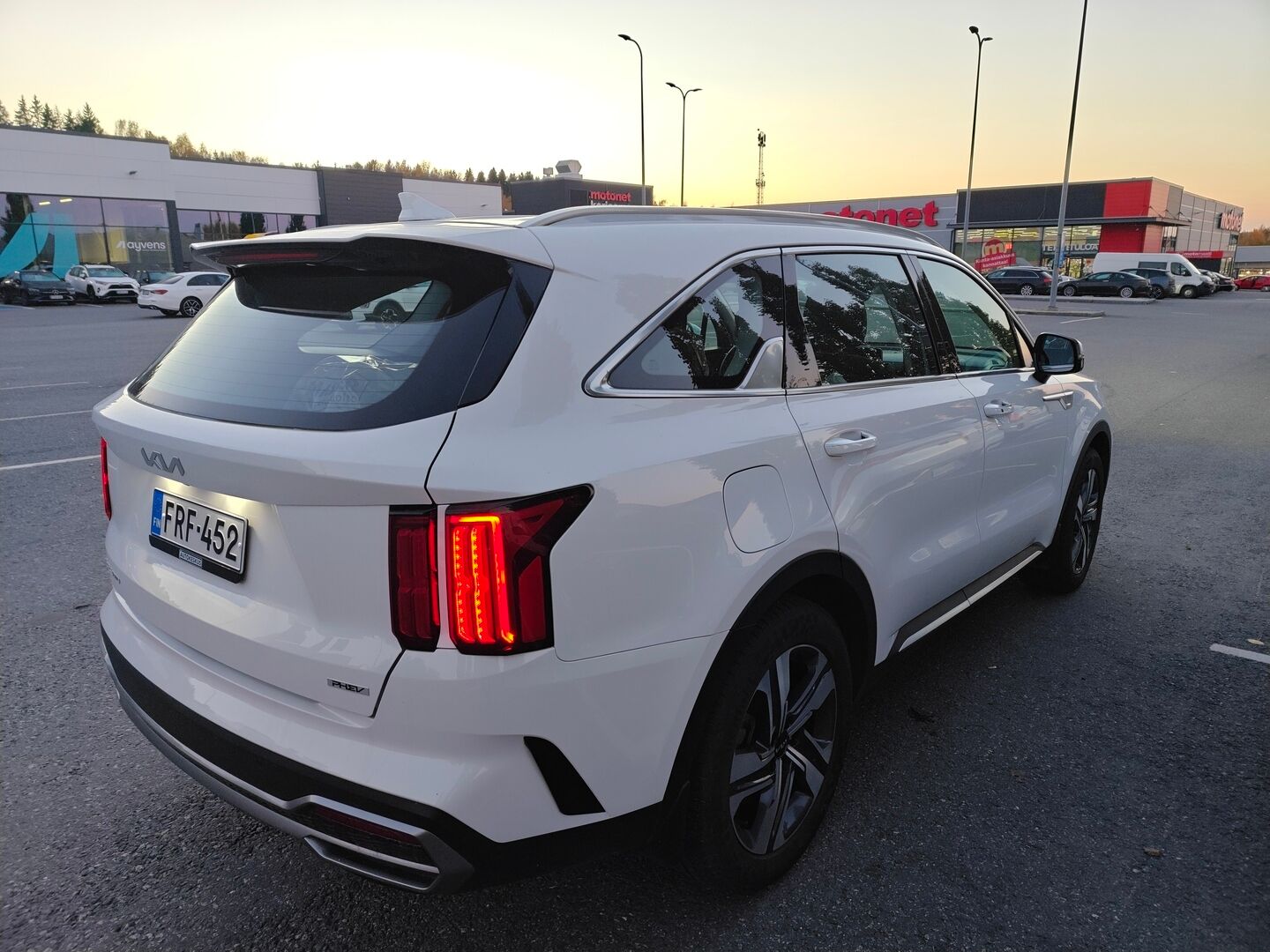 Kia Sorento iso kuva 2