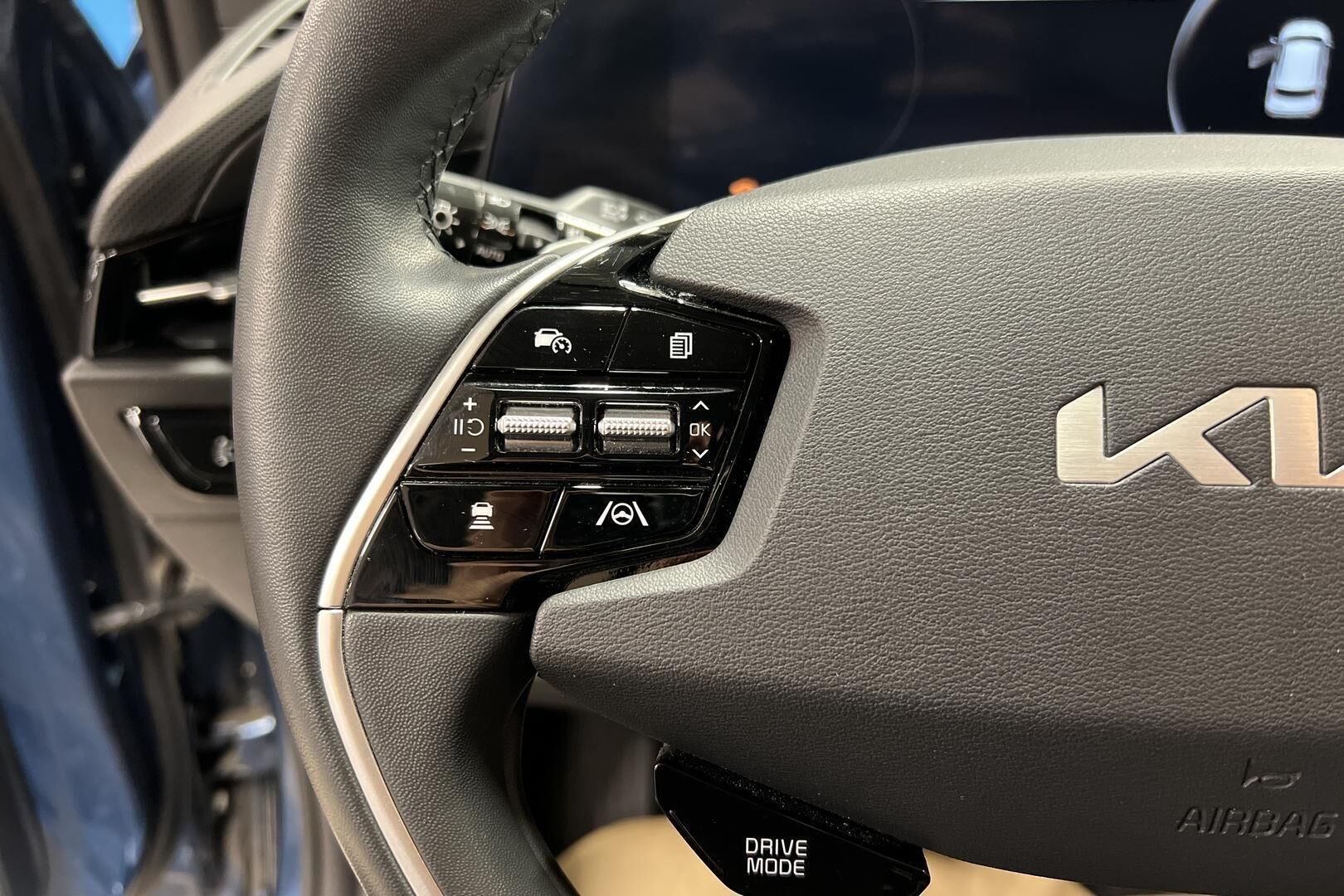 Kia Niro iso kuva 22