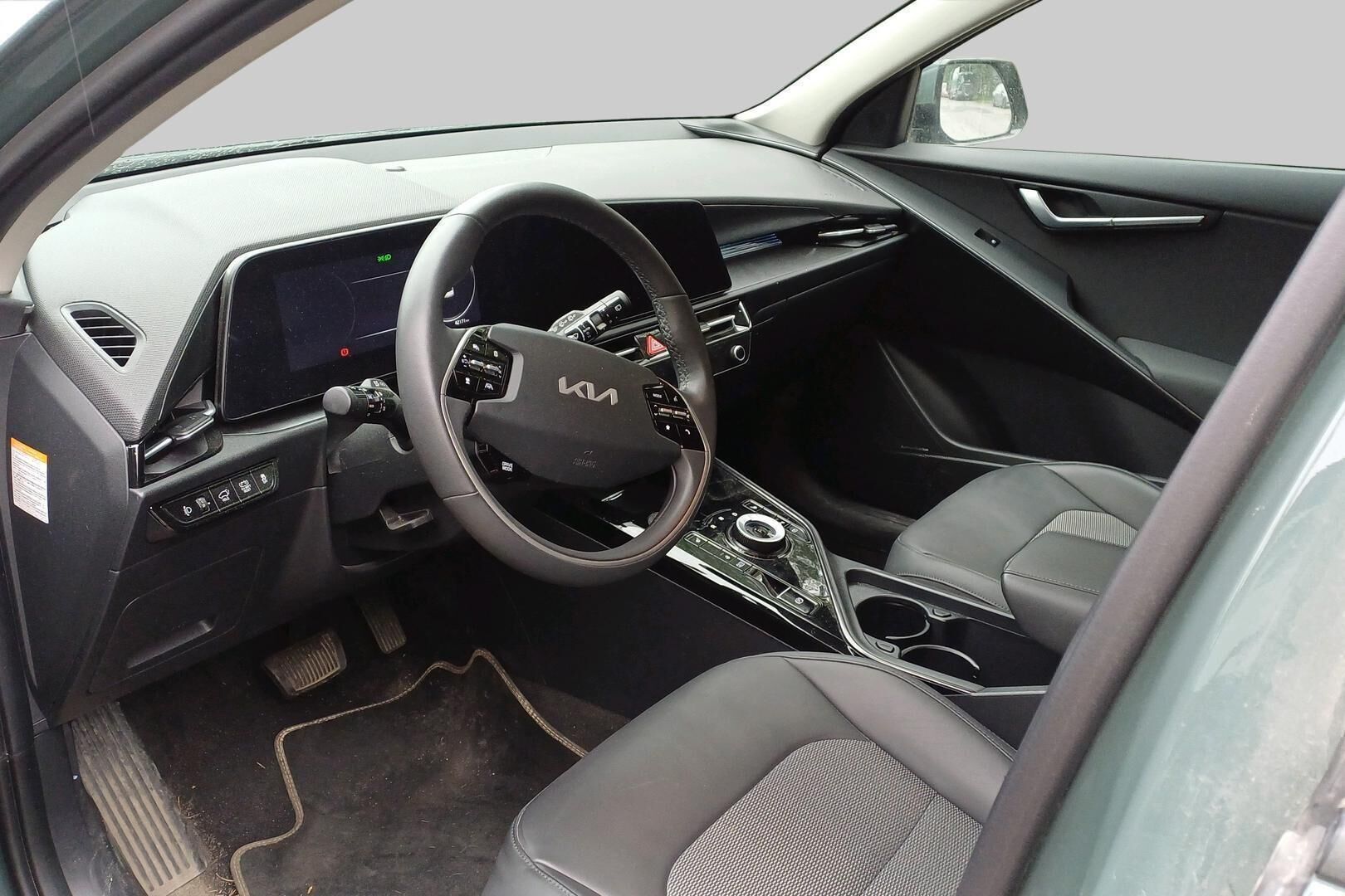 Kia Niro iso kuva 2