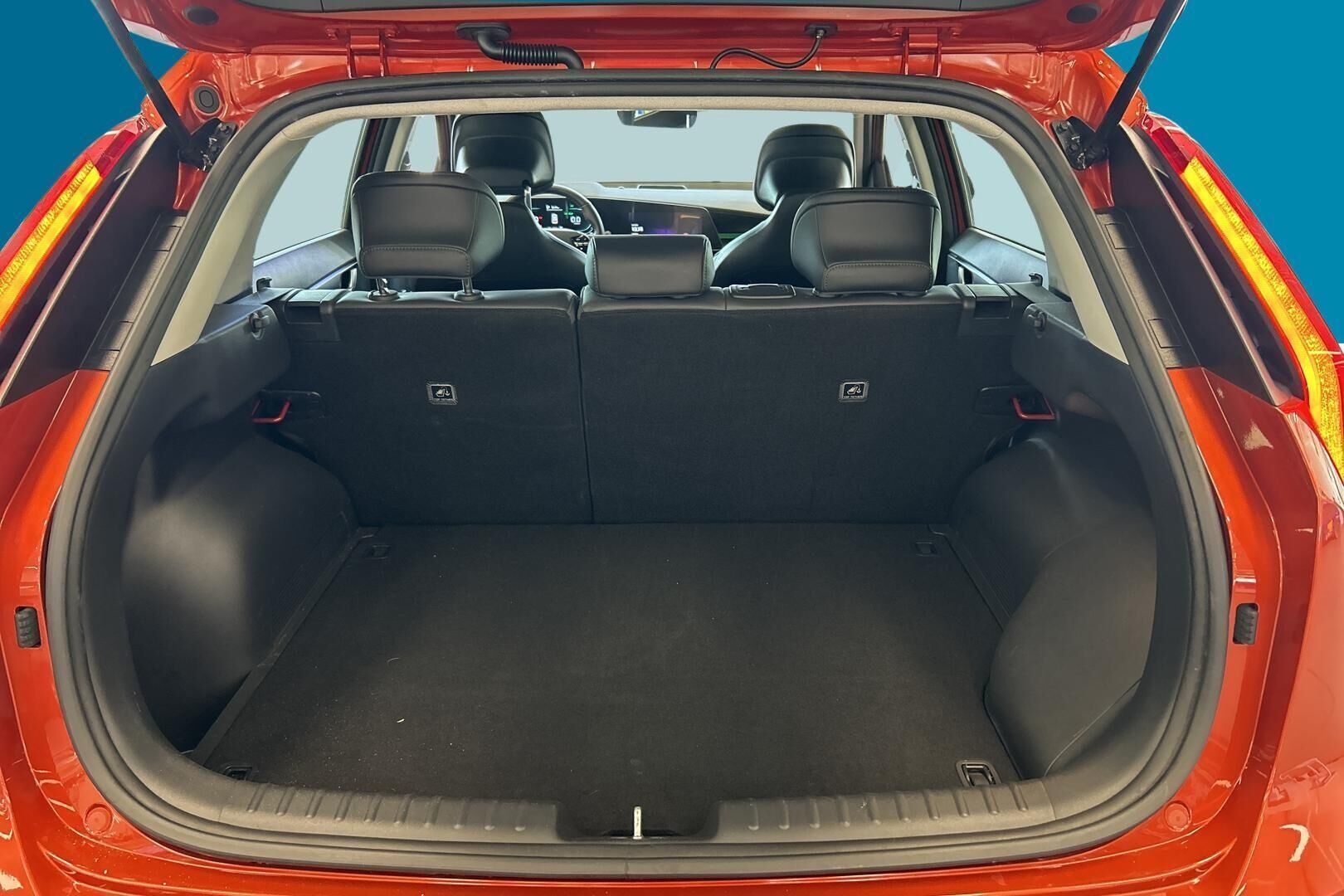 Kia Niro iso kuva 11