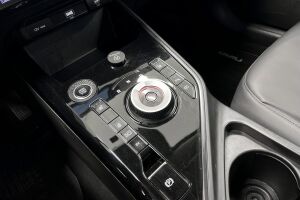 Kia Niro esikatselu 12