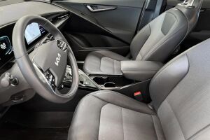 Kia Niro esikatselu 20