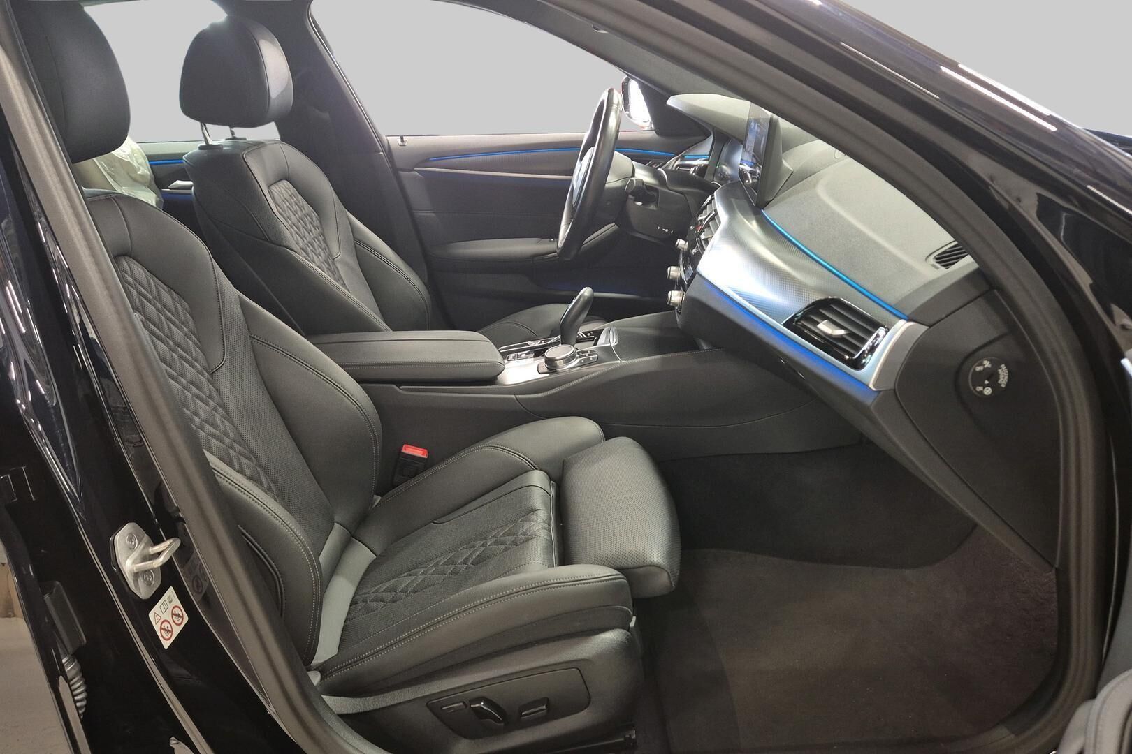 BMW 5-SARJA iso kuva 7