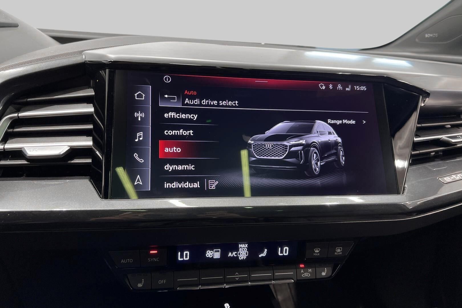 Audi Q4 e-tron iso kuva 14