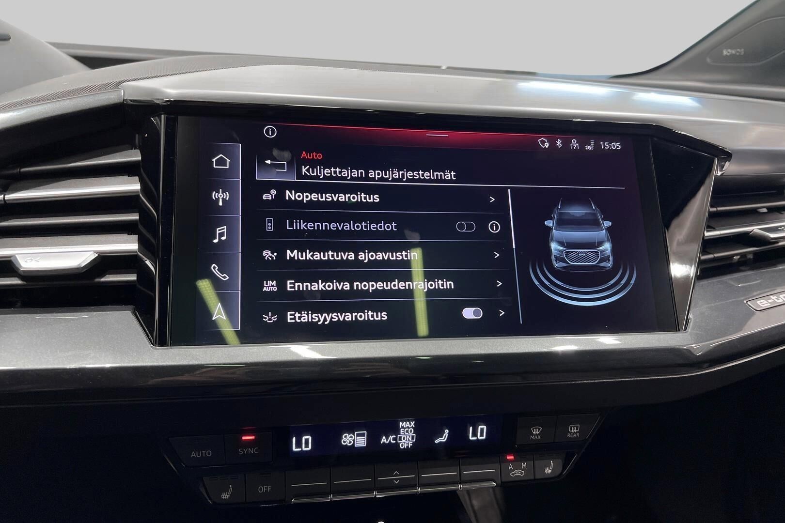 Audi Q4 e-tron iso kuva 16