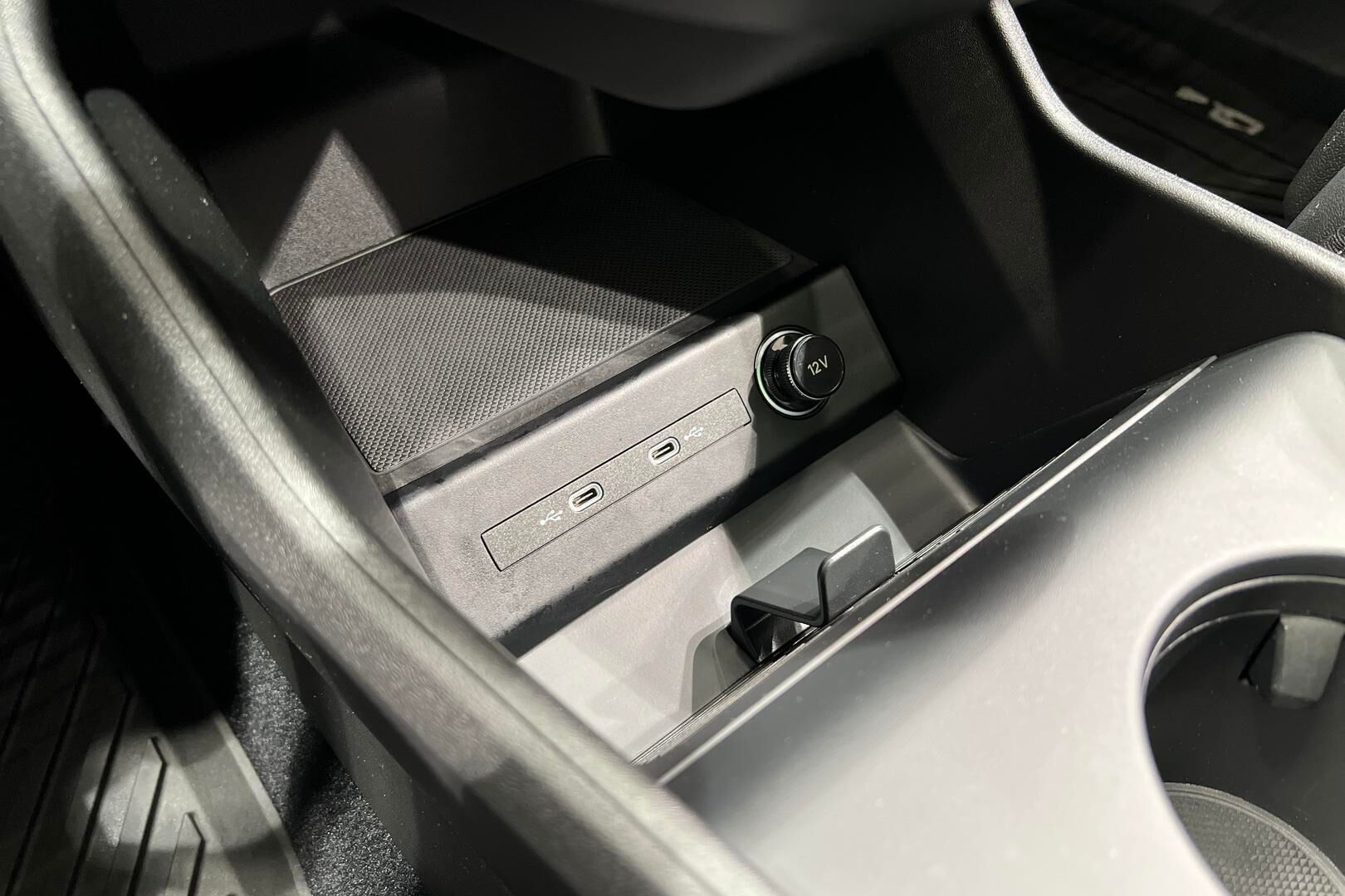 Audi Q4 e-tron iso kuva 21