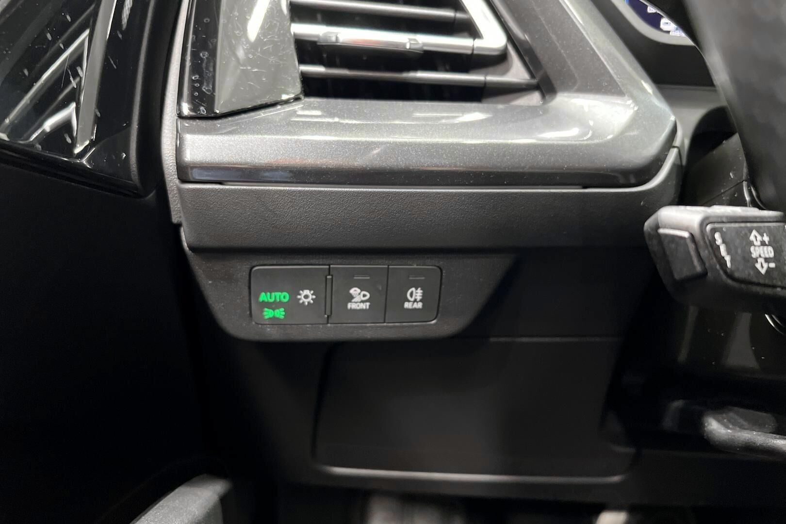 Audi Q4 e-tron iso kuva 26