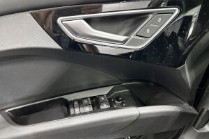 Audi Q4 e-tron esikatselu 27