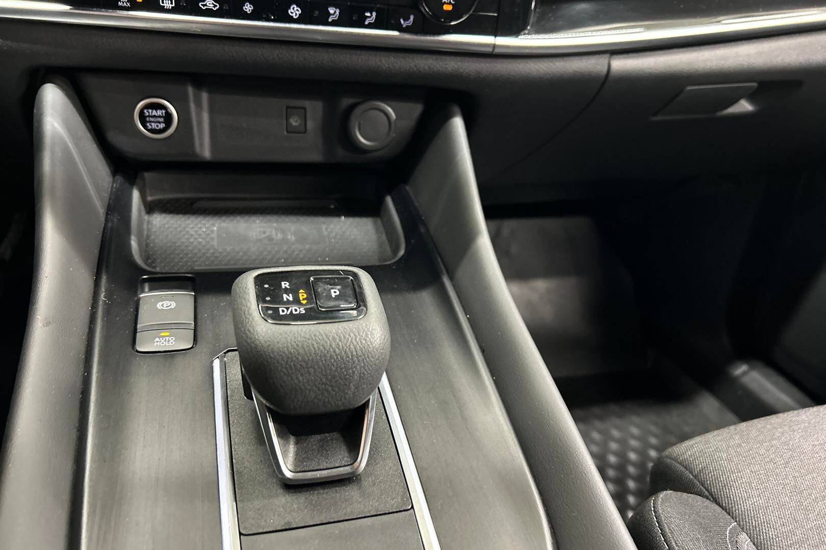 Nissan Qashqai iso kuva 19