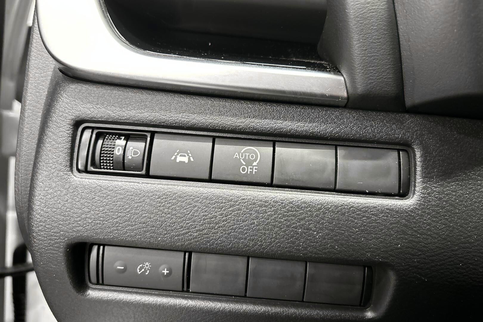 Nissan Qashqai iso kuva 22