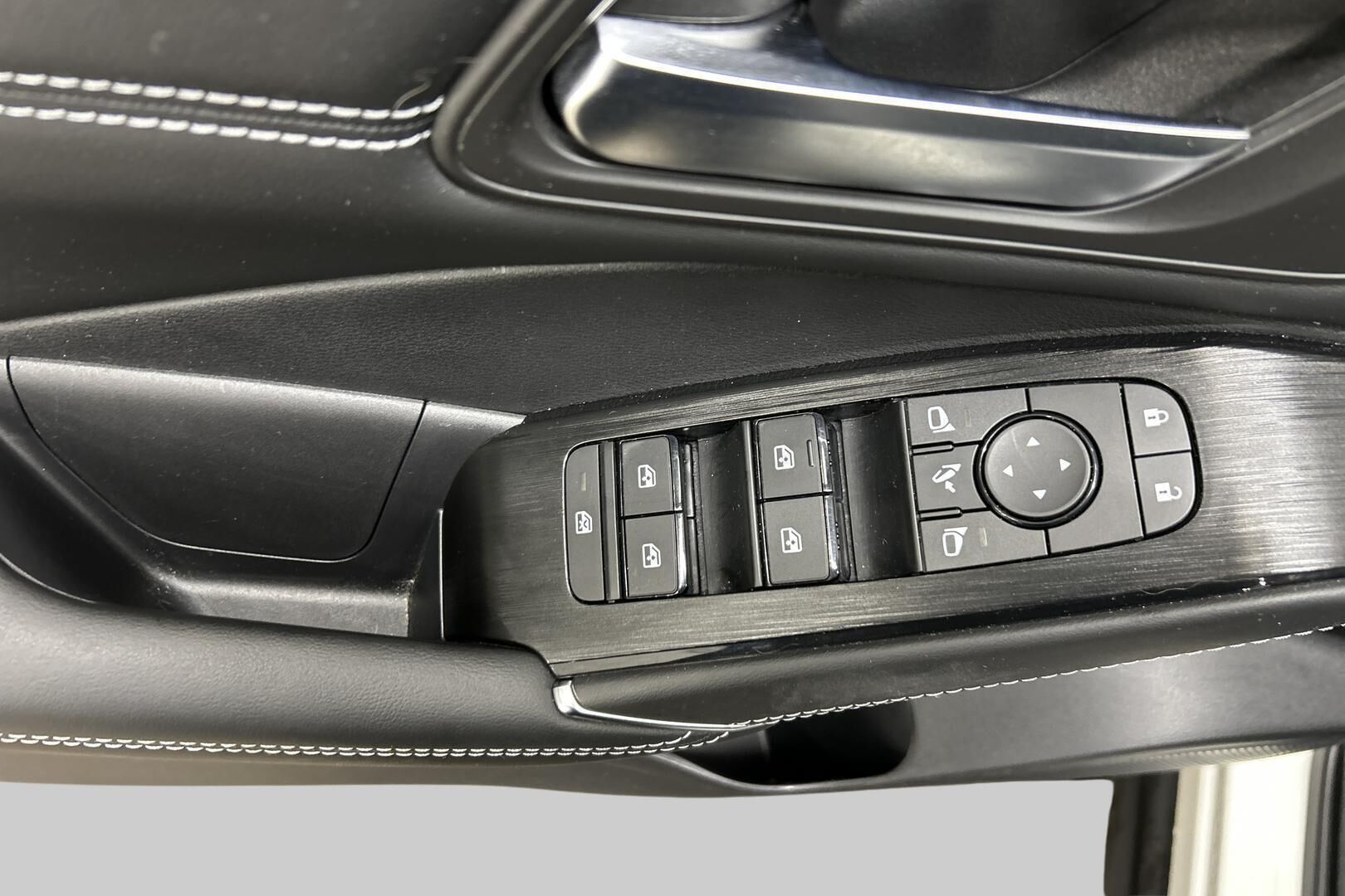 Nissan Qashqai iso kuva 23