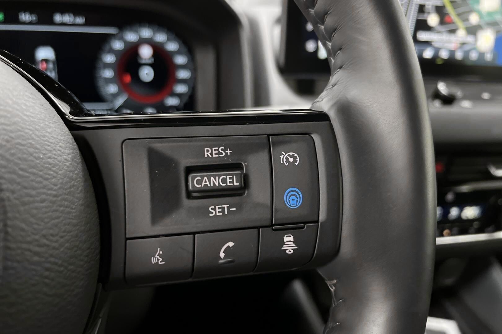 Nissan Qashqai iso kuva 18