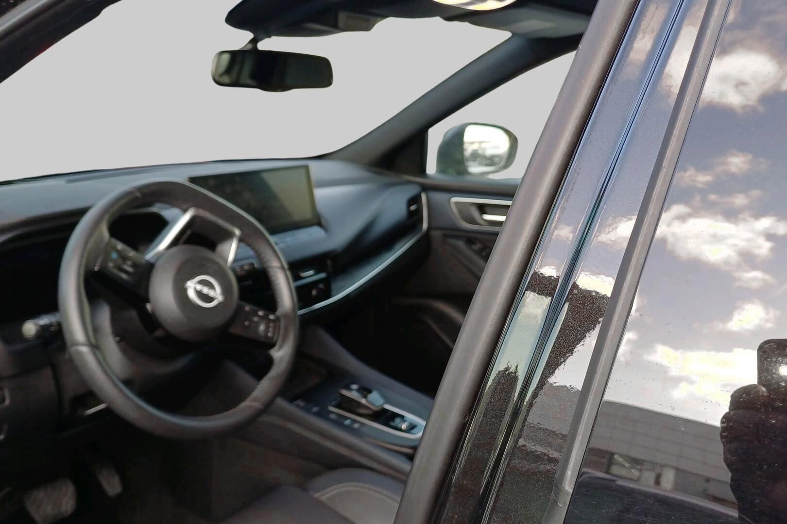 Nissan Qashqai iso kuva 2