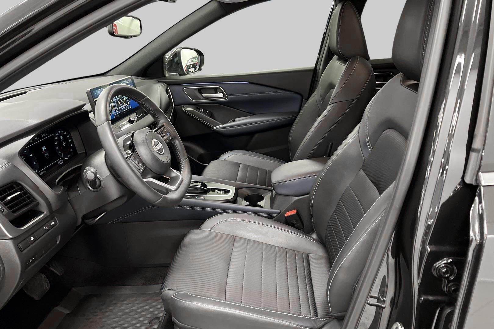 Nissan Qashqai iso kuva 9