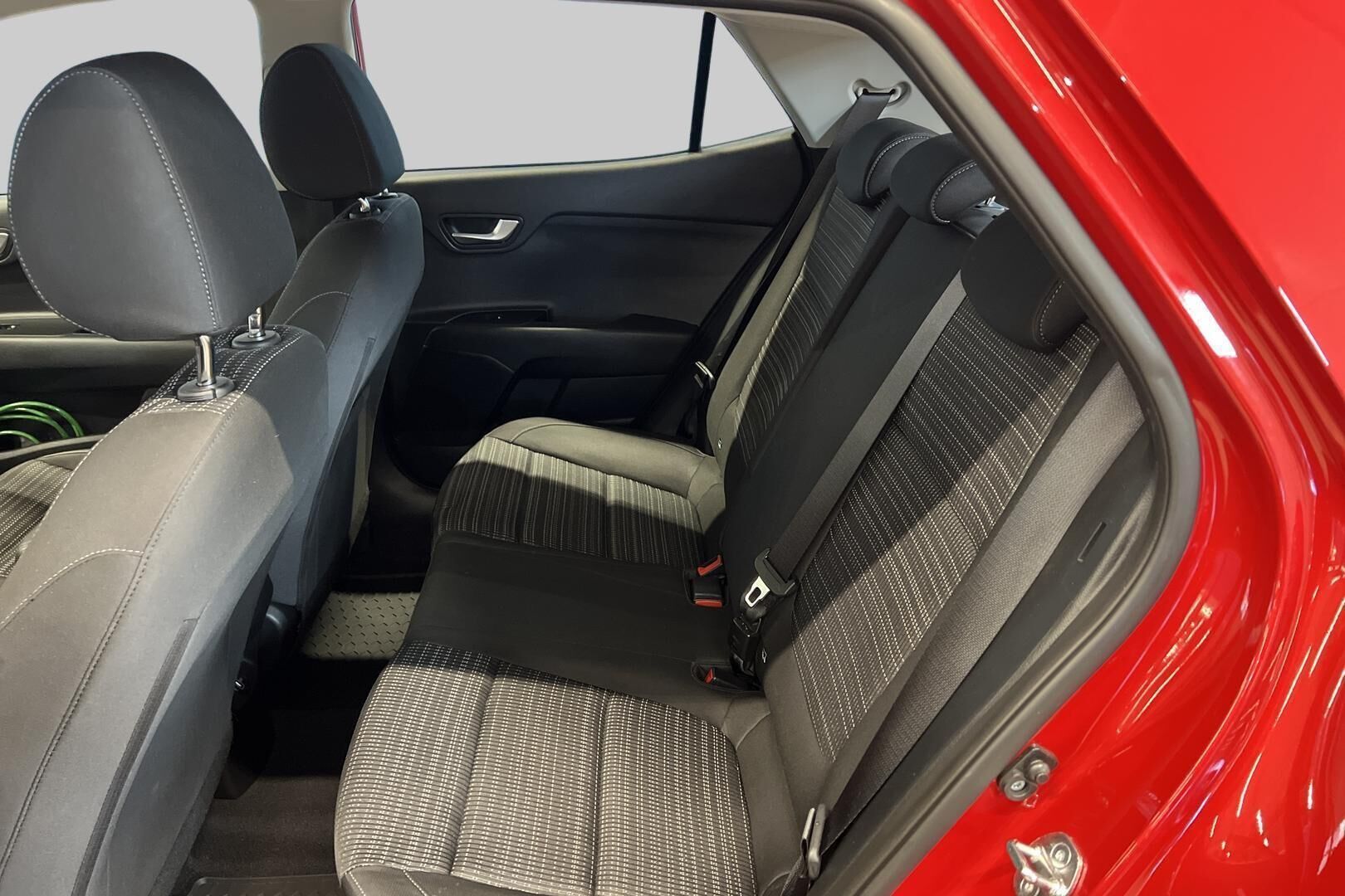KIA Stonic iso kuva 9