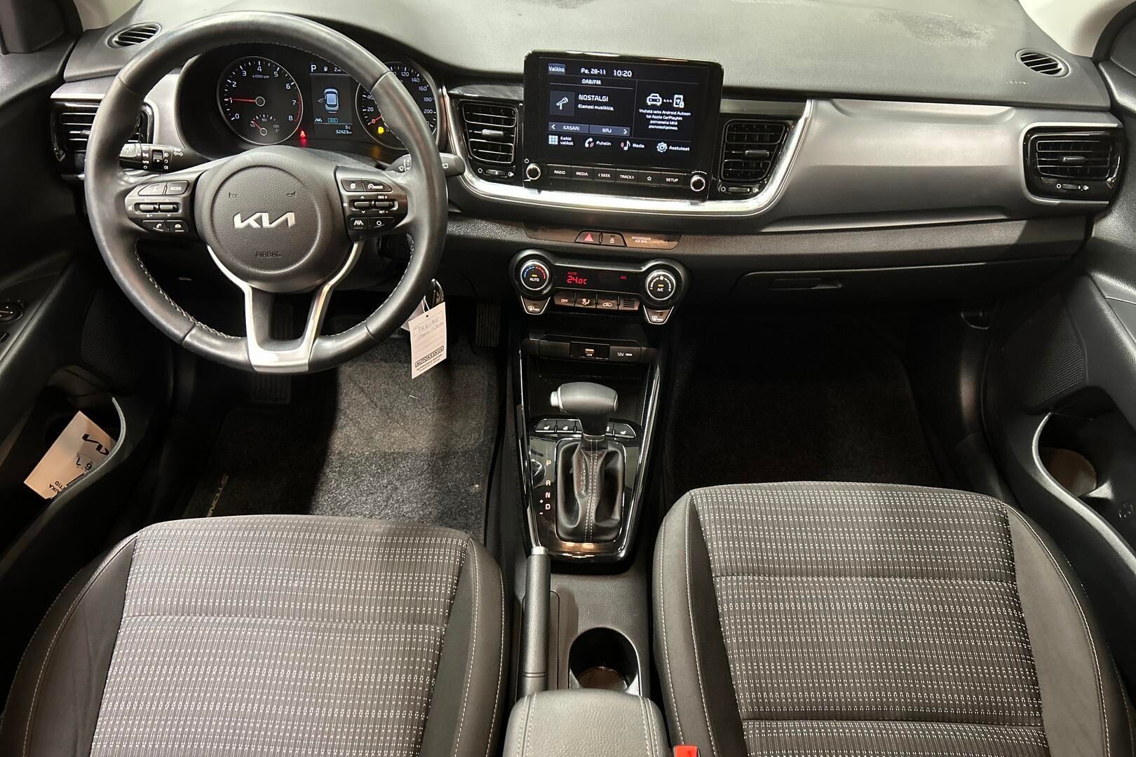 Kia Stonic iso kuva 2