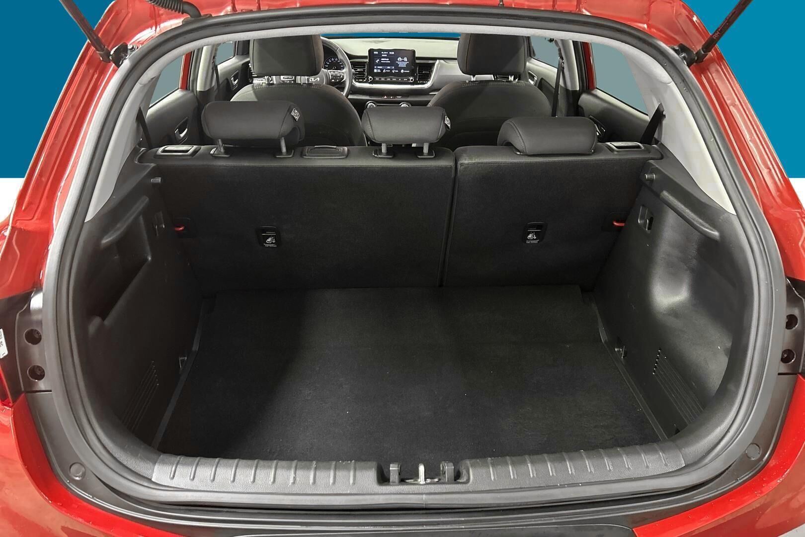 Kia Stonic iso kuva 13