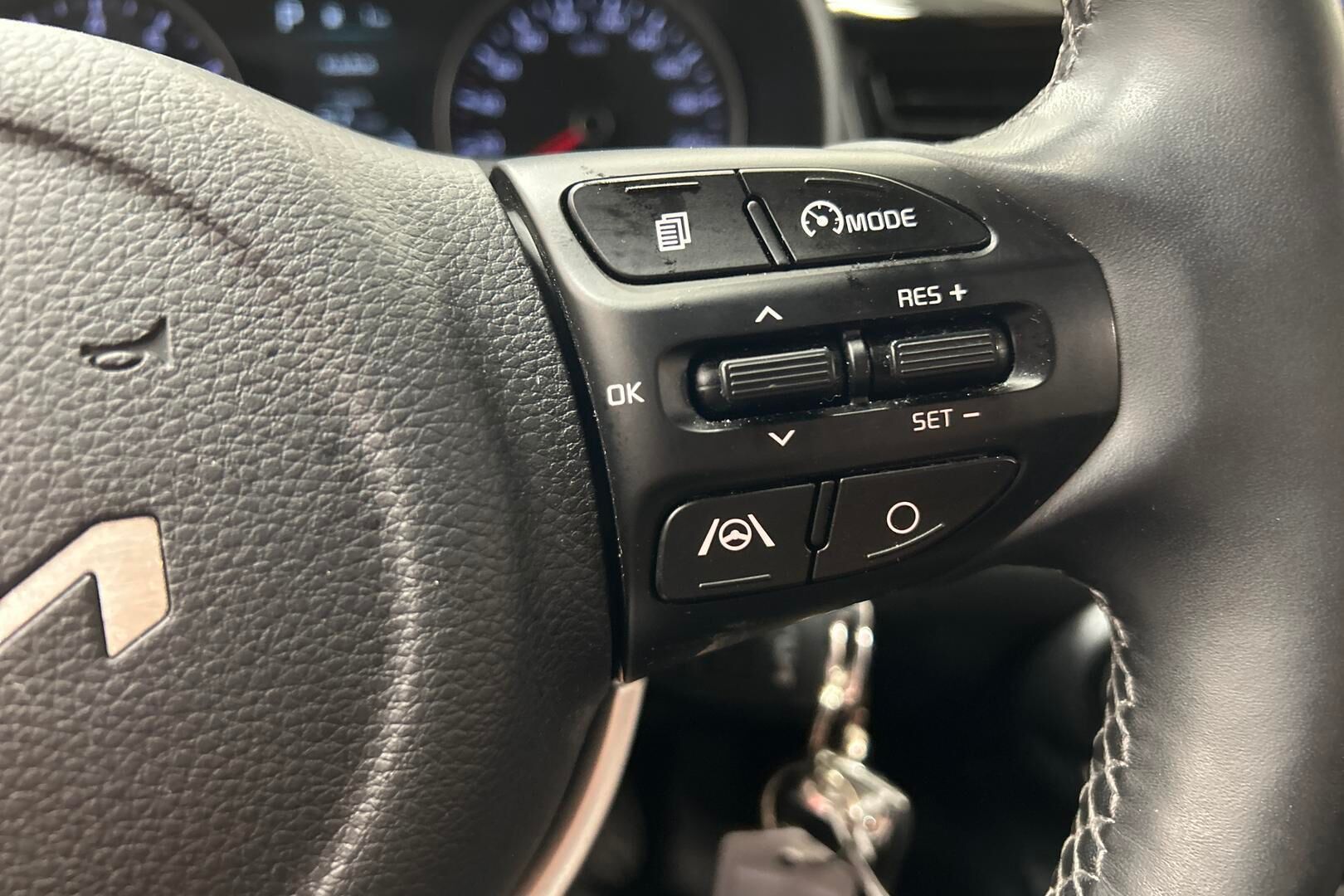 Kia Stonic iso kuva 4