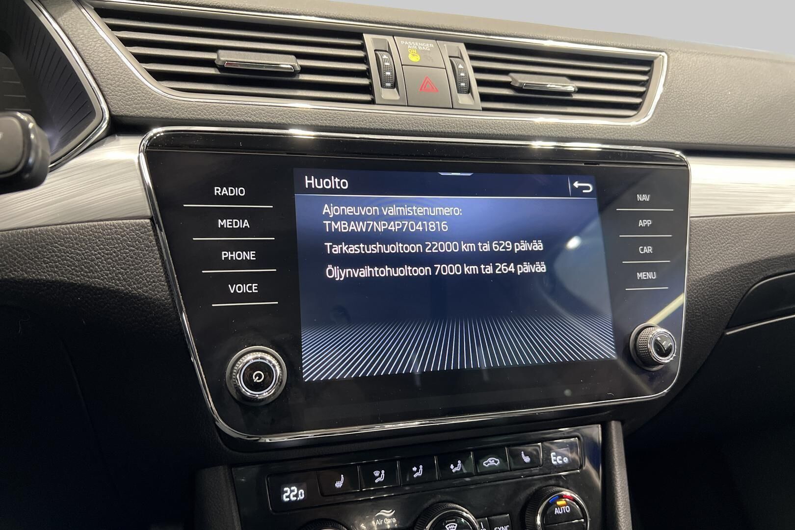 Skoda Superb iso kuva 15