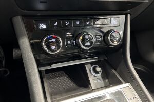 Skoda Superb esikatselu 21