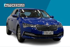 Skoda Superb esikatselu 2
