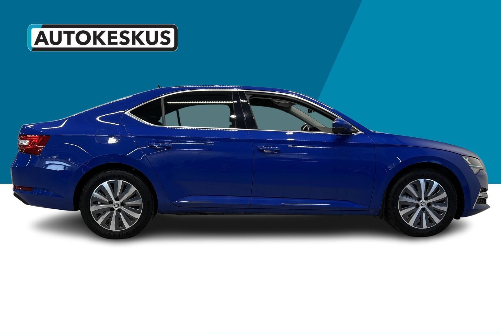 Skoda Superb iso kuva 3