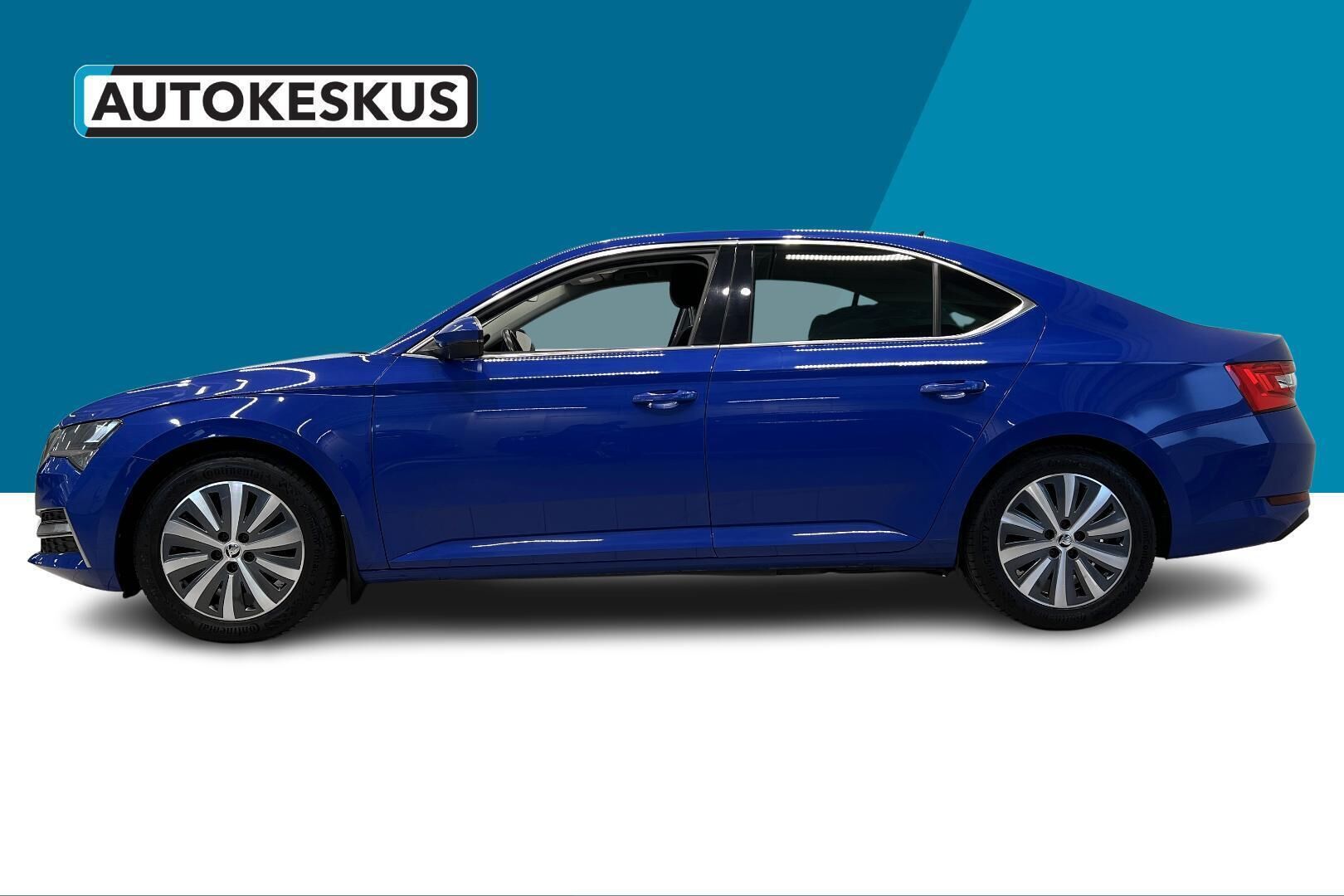 Skoda Superb iso kuva 7