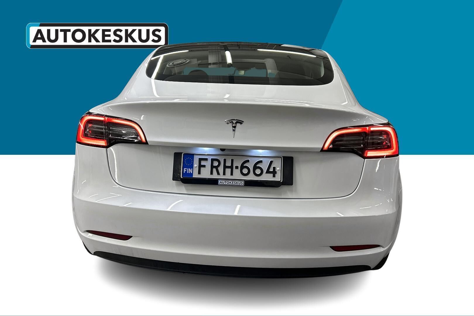 Tesla Model 3 iso kuva 5