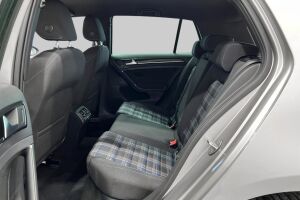 Volkswagen Golf esikatselu 10