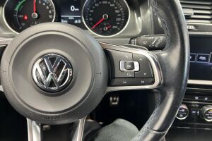 Volkswagen Golf esikatselu 26