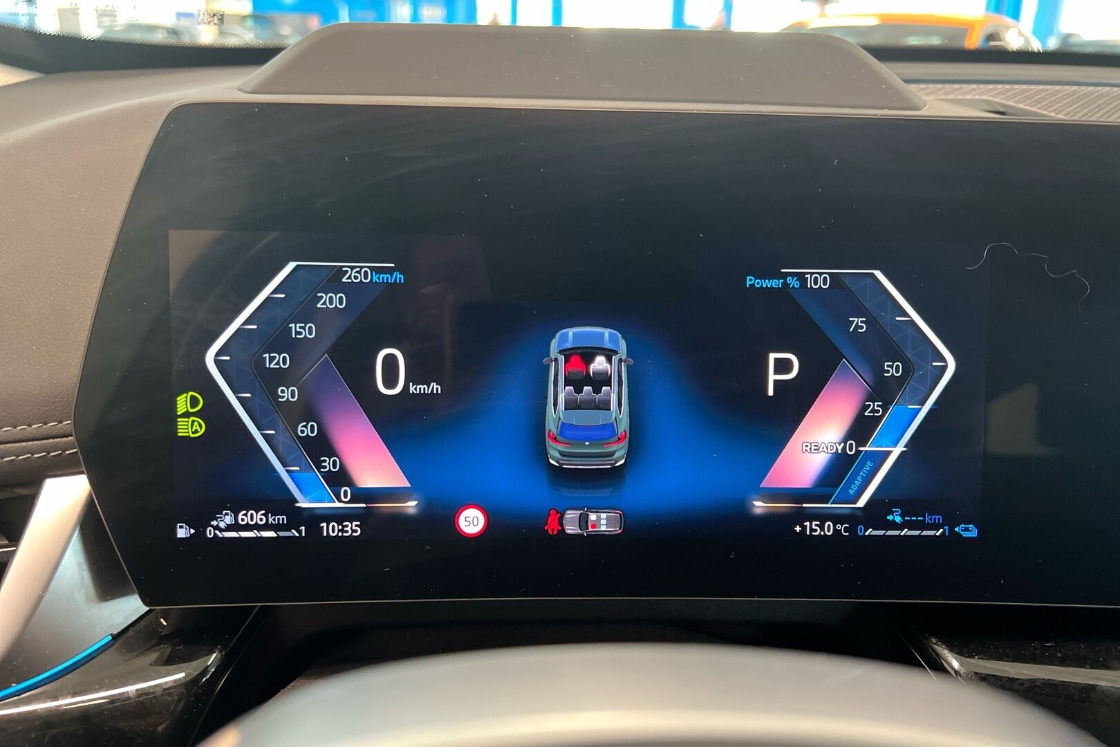 BMW X1 iso kuva 11