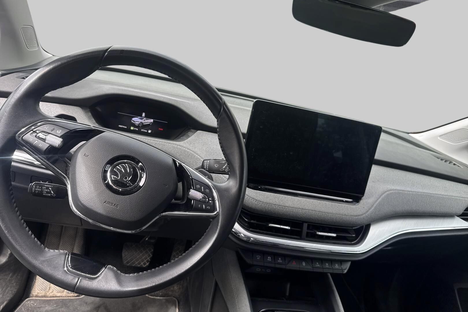 Skoda Enyaq iso kuva 2