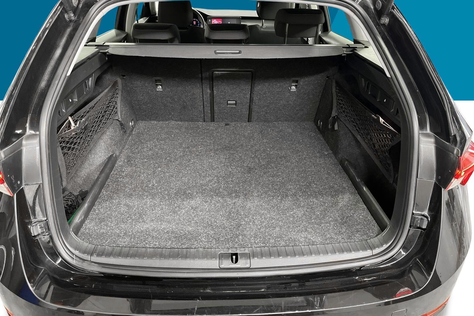 Skoda Octavia iso kuva 12