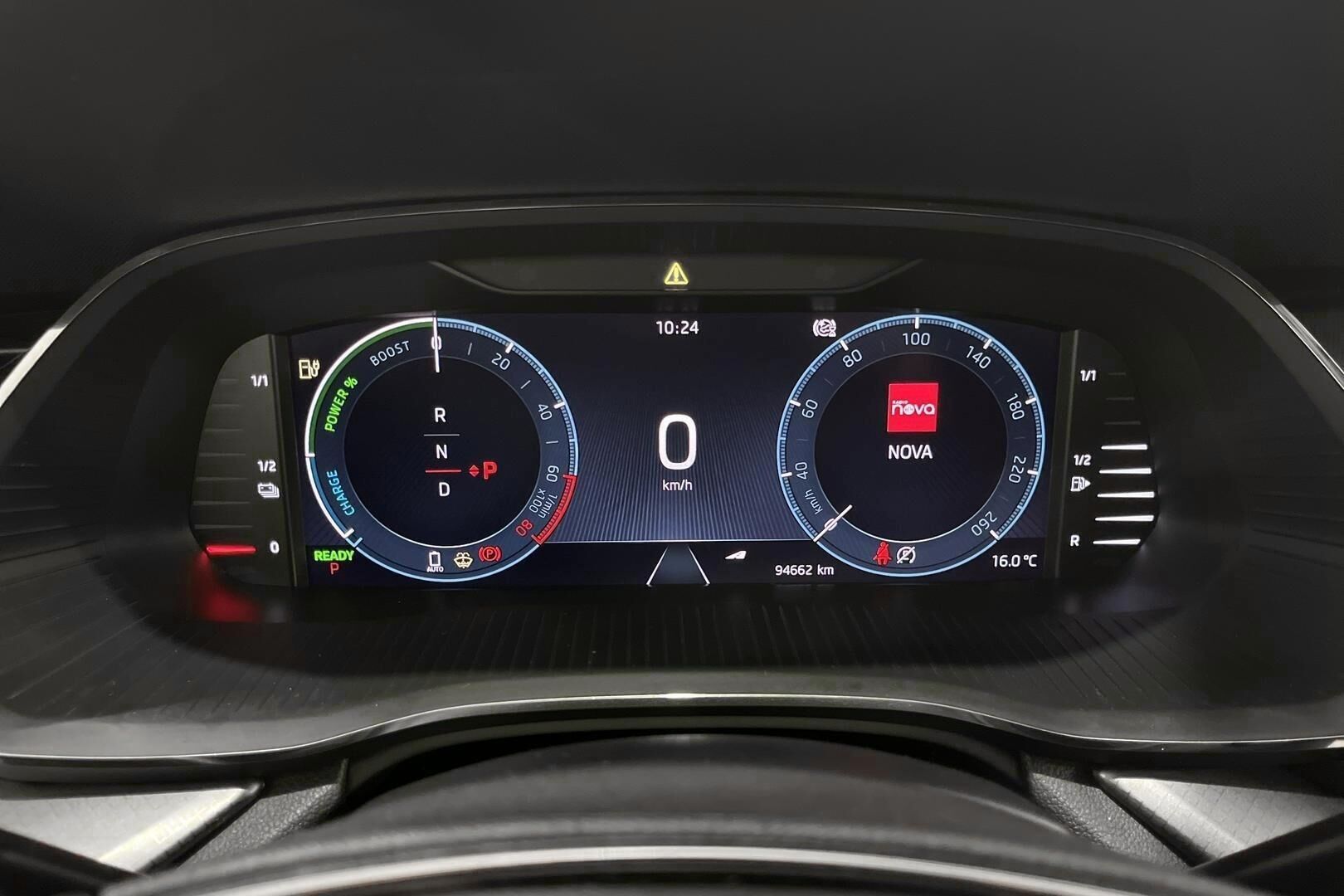 Skoda Octavia iso kuva 14